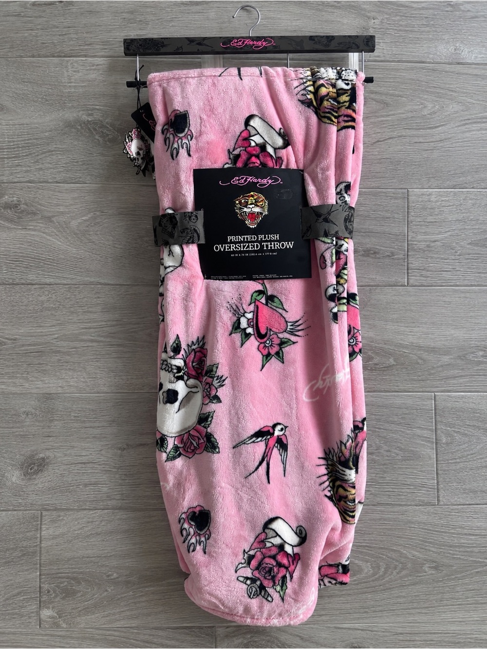Ed Hardy Pink Plush Oversized Throw Blanket 60x70 Tiger Roses